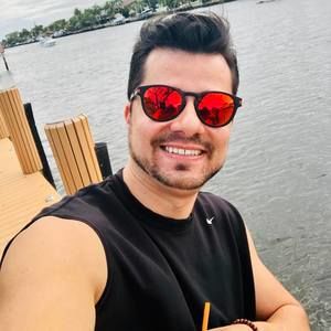 Meet your Posher, Samuel